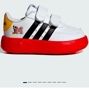 DISNEY BREAKNET 2.0 SHOES KIDS ( New in box) Neutral color